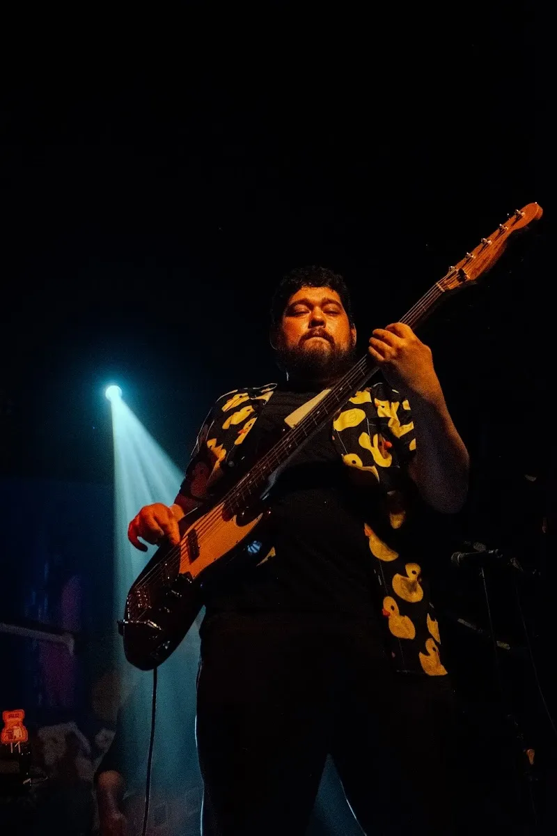 PatoParick en el bajo